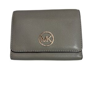Michael Kors Fulton 3-fold Leather Wallet